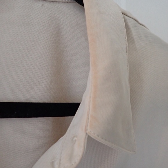 Express Cream Satin Front Tie Portofino Blouse - Picture 4 of 7
